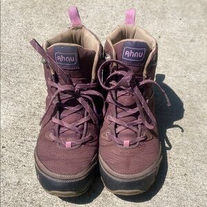 Ahnu Sugarpine Hiking Boots Purple